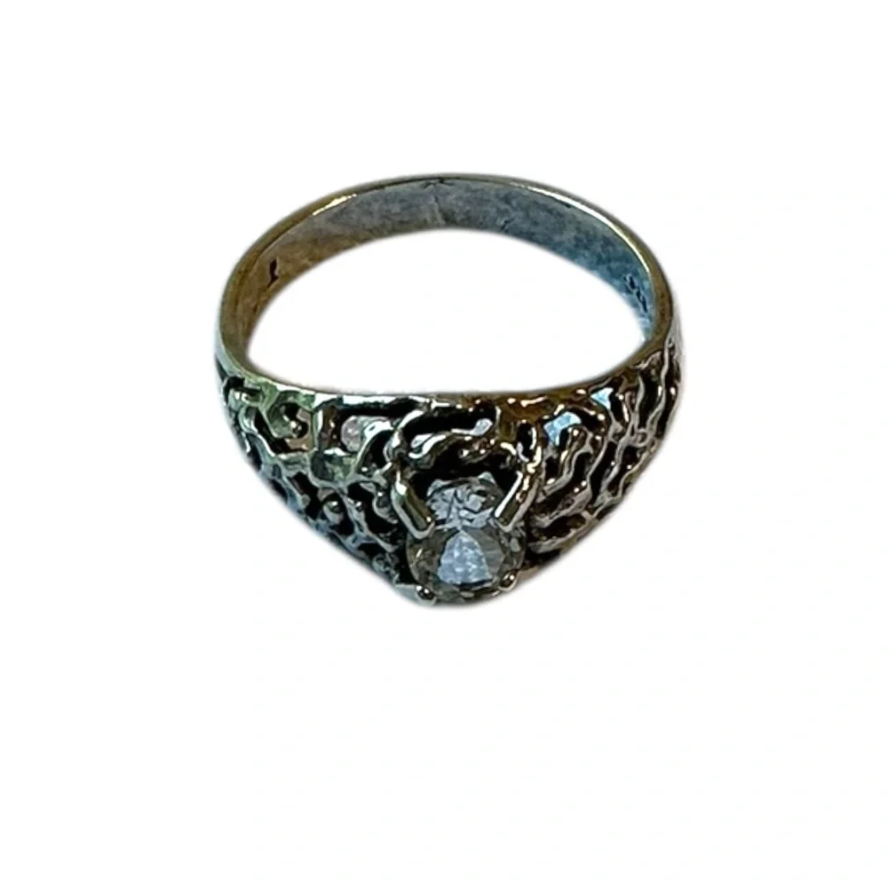 Vintage 925 Sterling Ring Women’s size 8.5 Art Deco Elegant Carved Filigree - Picture 11 of 16